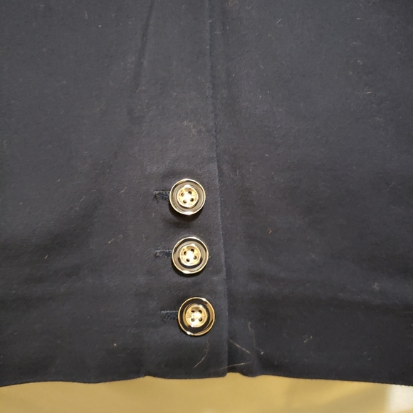 Rozali 18 Women navy blue capris with button detail on legs,pockets,zipper front - Picture 2 of 5